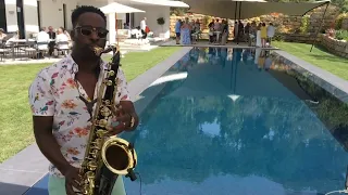André SaxMan Jamming Poolside in Portugal to Summertime by Concord