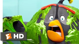 The Angry Birds Movie 2 - Piggy Gadgetland | Fandango Family