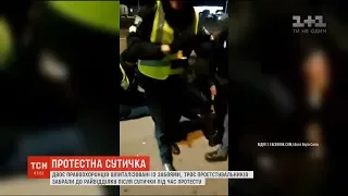 На Рівненщині під час перекриття траси "Київ-Чоп" між "євробляхерами" та копами зчинився конфлікт