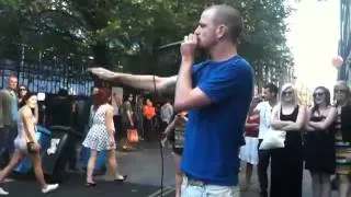 AMAZING BEATBOX BY DAVE CROWE IN BRICKLANE