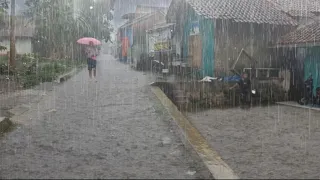 Walking during the rainy season in a remote village in Indonesia | I want to go outside in the rain