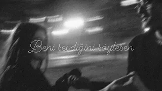 Gülay - Cesaretin var mı aşka? -Lyrics #aboneol #beniöneçıkart #beğeni #keşfet #lyrics