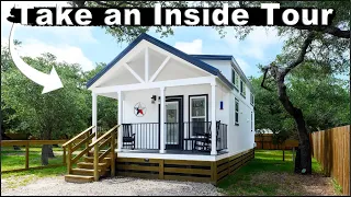 The Beautful Rattle Trap Cottage (Tiny House) With Fence | 2 Bedrooms Tiny House
