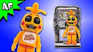 McFarlane Five Nights at Freddy’s Toy Chica with right air vent Speed Build