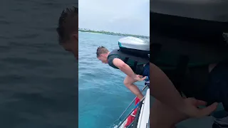 CudaJet Entry from speed boat