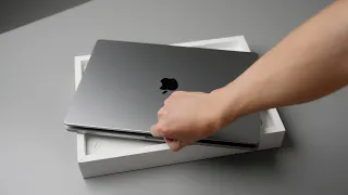 MacBook Pro M1 Max 16": *ASMR* Unboxing