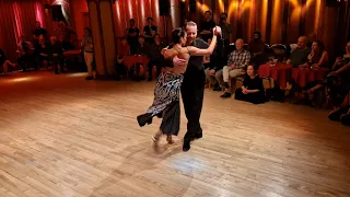 Virginia Vasconi and Jaimes Friedgen dancing to Reliquias Portenas (4)