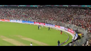 Fan enters the ground to meet Virat Kohli || Eden Gardens || Ipl eliminator