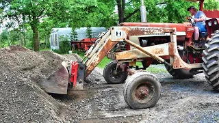 Putting in the Barn Floor, Turkeys Arrive, Goats and Sheep!