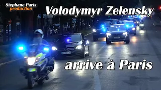 Volodymyr Zelensky arrive à Paris dans un convoi ultra sécurisé