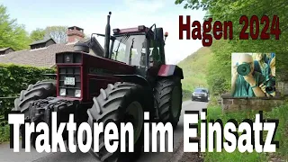 Traktoren im Einsatz im LWL Freilichtmuseum Hagen - Treckertreffen Hagen 2024