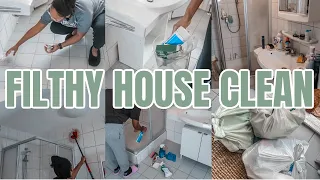 FILTHY HOUSE CLEAN WITH ME (BATHROOMS)| CLEAN DECLUTTER ORGANIZE | 2024 EXTREME CLEANING MOTIVATION