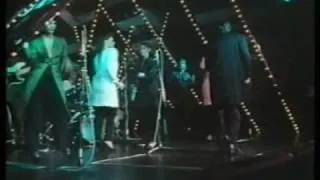 BRYAN FERRY Don't Stop The Dance TV 1985 performance