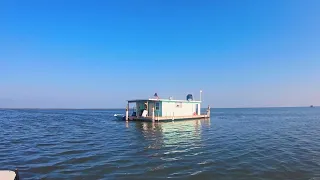 Floating Cabins (Texas Country Reporter)