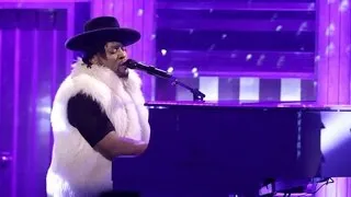 D'Angelo and Maya Rudolph's Prince Cover Band Princess Perform Touching Tribute on 'The Tonight S…