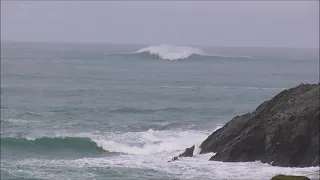 Watch massive waves hit Cornwalls Zorba reef. 12 12 2021