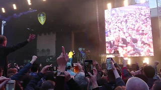 Marching on together Live + Kaiser Chiefs intro @Elland Road (O8.06.2019)