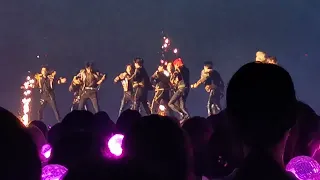 220625 Seventeen 세븐틴 Be The Sun in Seoul Day 1 - Rock with You [FANCAM]