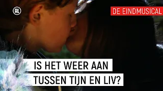 ZOENT TIJN MET 2 MEIDEN? #7 | De Eindmusical S4 | NPO Zapp