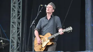 Geordie Walker (Killing Joke) on his unique guitar tone