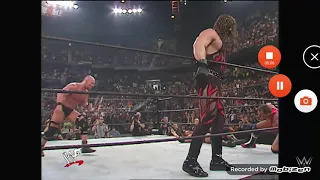 Kane lifts big show