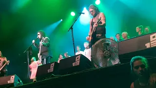 2018-07-19 - 013 Tilburg Netherlands - Gene Simmons Band 20 - Unholy Teaser & Paul Stanley Story