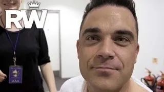 Robbie Williams | Backstage At The O2 | The Joke's On Robbie's Hairdresser!