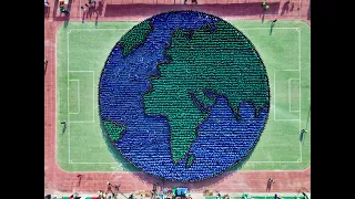 The Largest Human Image of The Planet Earth - India International School, Sharjah