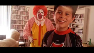 Scary BANNED McDonalds Ad!(Sub español)