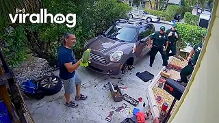 Neighbor Calls Police on Parrot || ViralHog