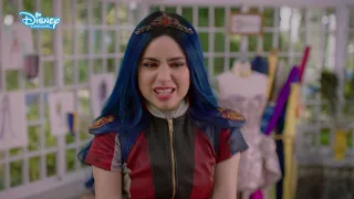 Descendants 3 - Momento musicale "One Kiss"