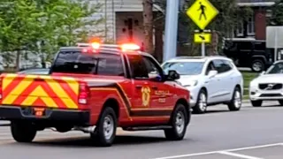 Glendale Ohio Fire Chief waiting for the railroad, two trains went by, gates up 10 sec in-between