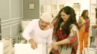 لما تكون في الشغل اسد وفي البيت مراتك بتديك بالشلوت😂 محمد هنيدي مسخرة بجد😂