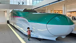 Levi visits the world famous " The Railway Museum" in Saitama