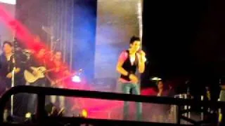 Fora do Comum - Gustavo Lima ( show em Campos Gerais - MG )