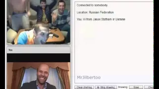 Jason Statham in chatroulette. Джейсон Стетхем в чатрулетке развлекает народ)