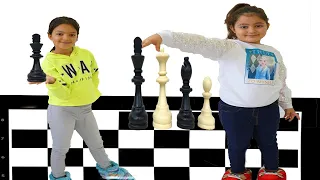 Masal and Öykü are learning to play chess