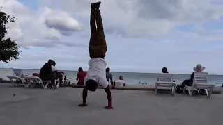 Street workout & Calistenics in public *Incredibly*