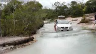 Suzuki Grand Vitara Creek Crossing
