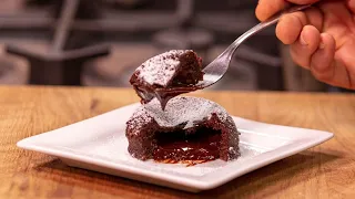 Few know this secret. My grandmother taught me that. cooking lava cakes