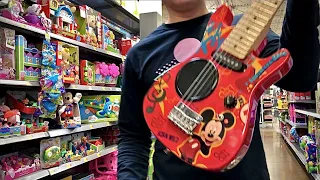 Smoke On The Water Played on a TOY Guitar