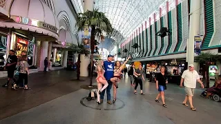 FREMONT STREET LAS VEGAS EVENING SCENES