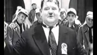 Dick und Doof (Laurel und Hardy) singen und tanzen - 1939