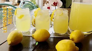 quick and easy Homemade  Lemonade Recipe  - old fashioned lemonade made from fresh lemons