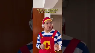 cuando no conecto bien mis audífonos 🎧 crédito a Rubén tuesta