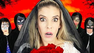 Giant Royal Wedding at Haunted Hacker Mansion! (Spending 24 hours Rebecca vs Best Friend Challenge)