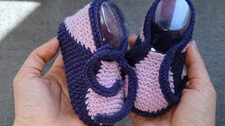 You definitely didn't knit such/Author's booties on two spokes without a seam / 6-9 months