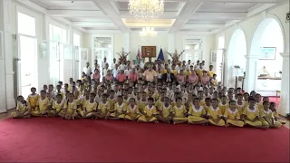 His Excellency receives a school visit from the Year 3 and Year 4 students of AOG Primary School.