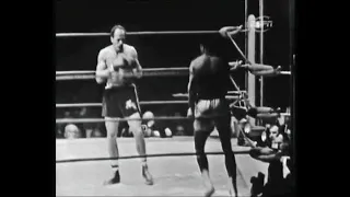 Muhammad Ali Vs Henry Cooper II Highlights (Ali Very Fast)