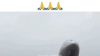 Рейс Москва-Мурманск в самолёт ударила молния